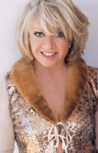 Elaine Paige Photo