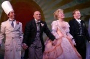 Garth Kravitz, Eddie Korbich, Georgia Engel, and Edward Hibbert Photo