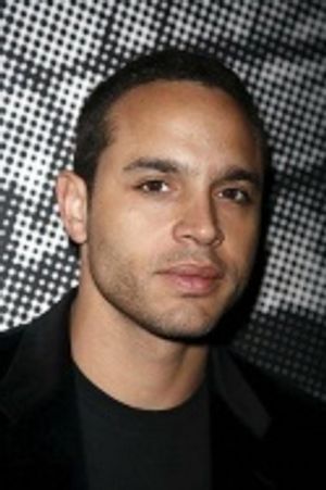 Daniel Sunjata Photo
