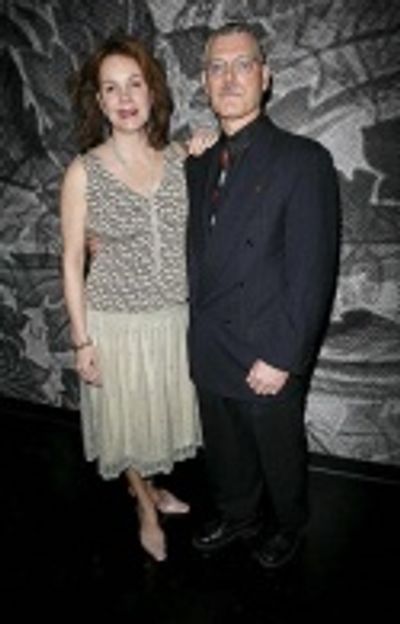 Margaret Colin & Stephen Lang Photo