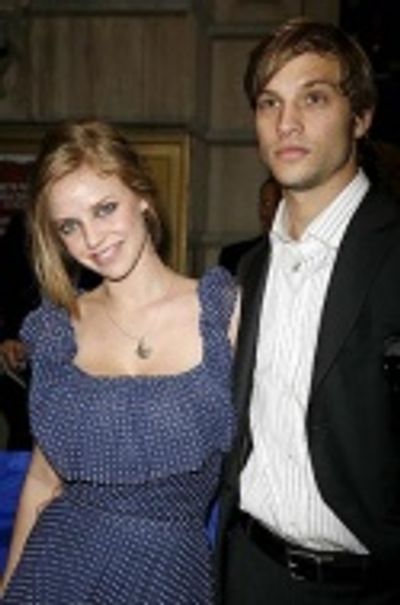 Kelli Garner and Logan Marshall-Green Photo