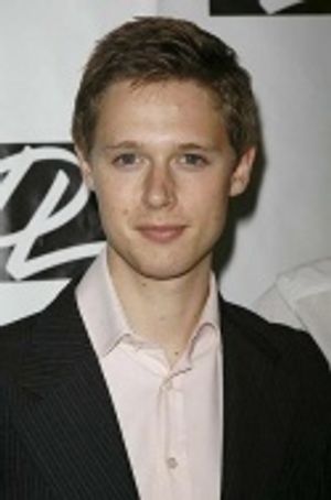 Samuel Barnett Photo
