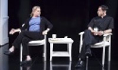 Kathleen Turner Photo