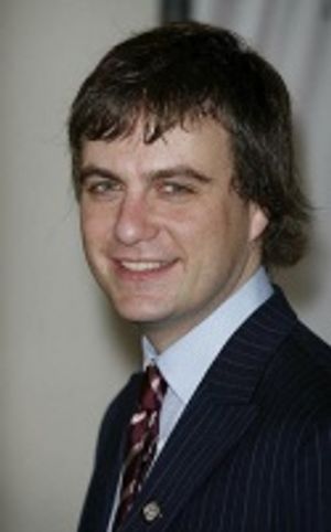 Manoel Felciano Photo