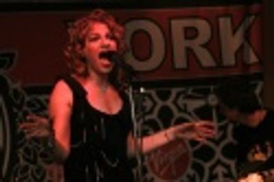 Sandra Bernhard Photo