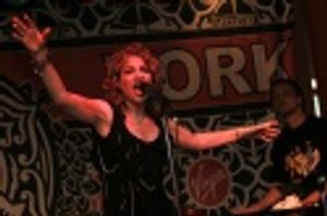 Sandra Bernhard Photo