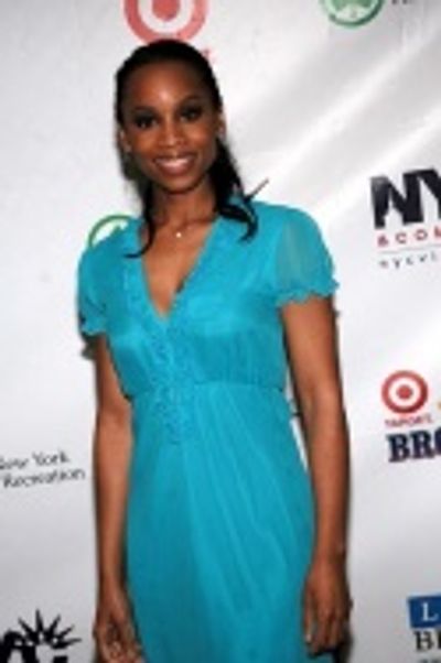 Anika Noni Rose Photo