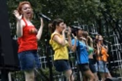 Casey Clark, Erin Crosby, Marie-France Arcilla, Erica Schroeder and Julie Dingman-Eva Photo