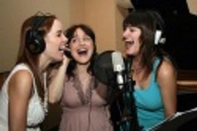 Erica Schroeder, Denise Summerford and Erin Crosby Photo