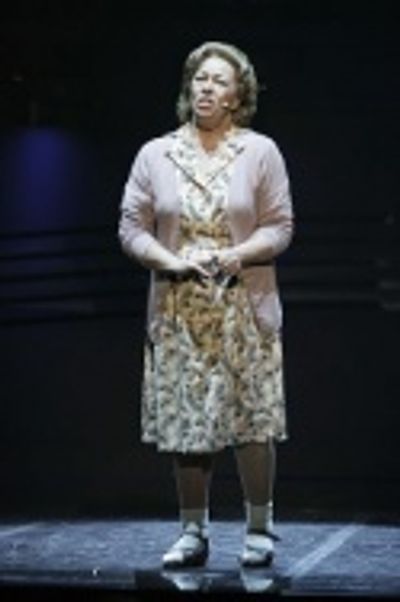Colleen hewett as Peter's mother Photo