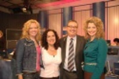 Leah Hocking, Olga Merediz, Joe Campbell (program director of WLIW) and Laura Salvini Photo