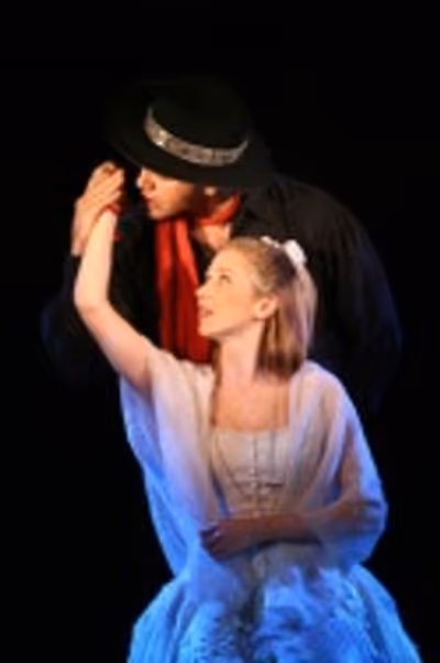 Burke Moses and Sara Jean Ford Photo
