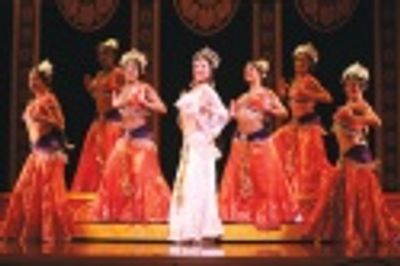 Sandra Allen and Bombay Dreams ensemble Photo