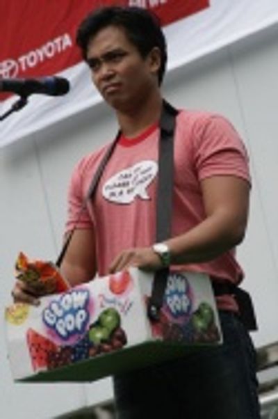 Jose Llana Photo