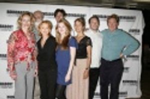 Laila Robins, Philip Bosco, Swoosie Kurtz, Gareth Saxe, Lily Rabe, Jenny Sterlin, Bil Photo