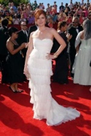 Debra Messing Photo