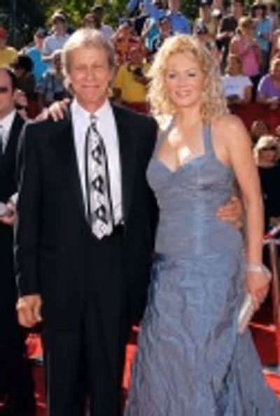 Richard Gilliland and Jean Smart Photo