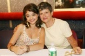 Sarah Hyland and Mary Louise Wilson Photo