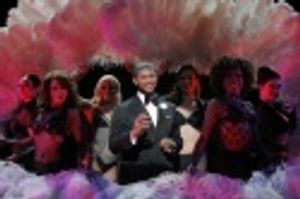 Usher and ensemble Photo