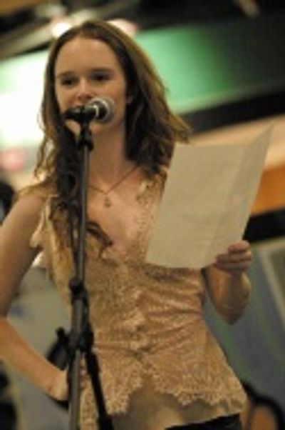 Bonnie McLaughlin greets an audience of NYMF fans Photo