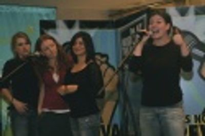 Hollis Scarborough, Tara Giordano, Alessandra Migliaccio, and Kelly Tighe singing "In Photo