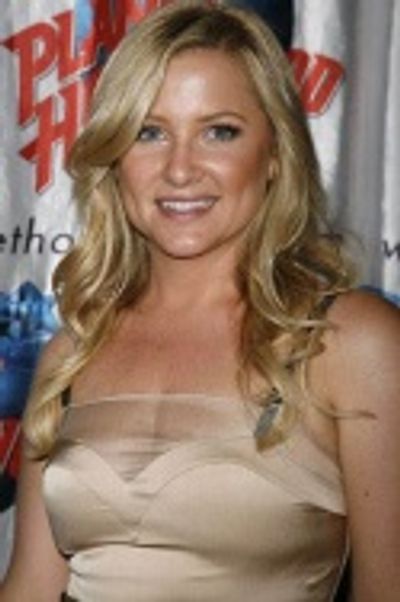 Jessica Capshaw Photo