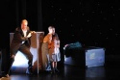 Brian Noonan, Sy Adamowsky, and Carly Sonenclar ("The Chase") Photo