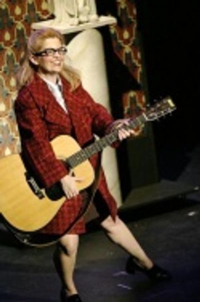 Laura Daniel Photo