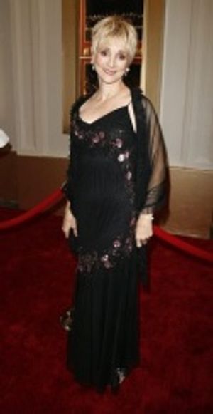 Pamela Blair
 Photo