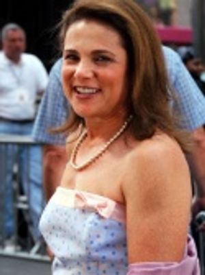 Tovah Feldshuh Photo