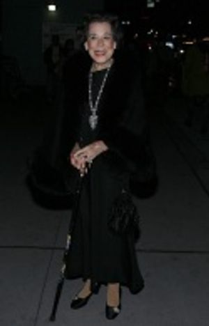 Kitty Carlisle Hart

 Photo