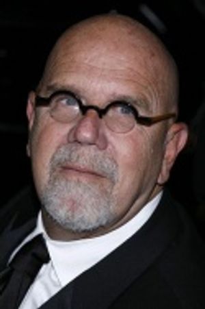 Chuck Close Photo