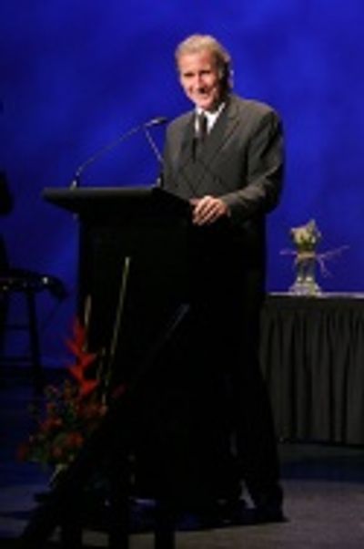 Jim Dale Photo