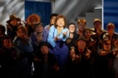 Elena Charkviani and ensemble Photo