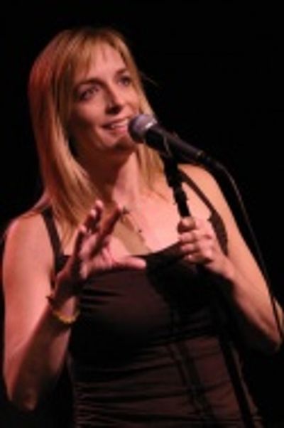 Julia Murney Photo