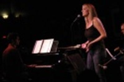 Julia Murney Photo