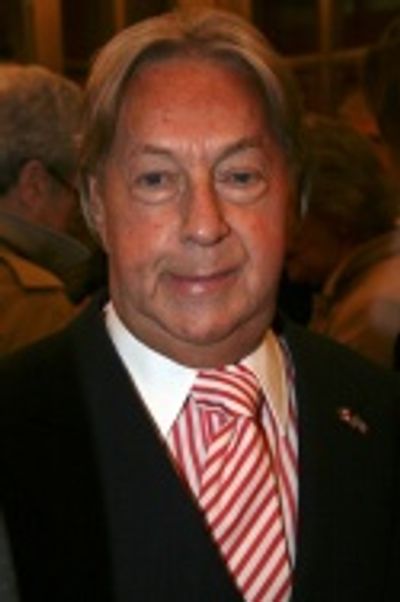 Arnold Scassi Photo