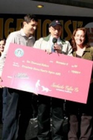 Tom Viola of BC/EFA, flanked by Dan Lewis (Starbucks New York Metro Marketing Manager Photo