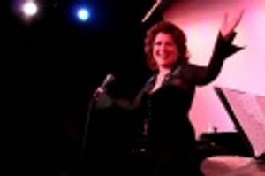 Klea Blackhurst Photo