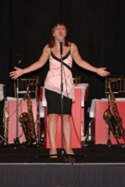 Daisy Eagan reprises her Sondheim Carnegie Hall performance of "Broadway Baby" to a s Photo