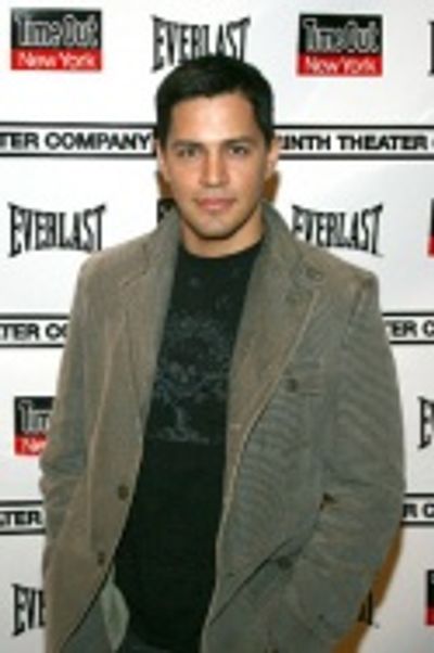 Jay Hernandez Photo