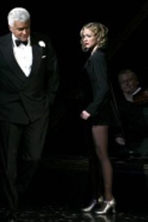 John O'Hurley and Ashlee Simpson Photo