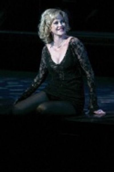 Melanie Griffith Photo
