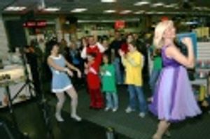 Marie-France Arcilla and Julie Dingman-Evans Photo