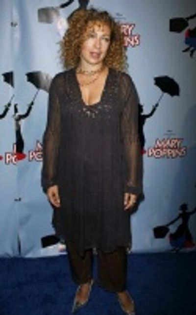 Alex Kingston
 Photo