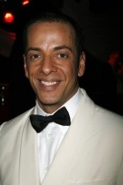 Allen Hidalgo
 Photo