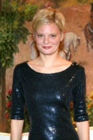 Martha Plimpton Photo