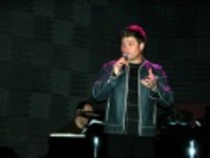 Rob Evan (with composer Neil Berg at piano) sings the
stirring "Roxanne" from "The M Photo