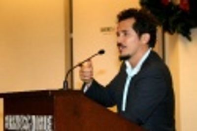John Leguizamo responds to a fan's question about his eventual return to the Broadway Photo
