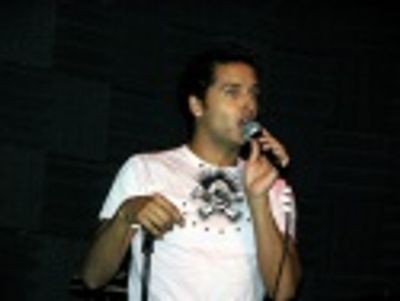 Jai takes over the stage and talks about how it "sucks to
to be single" in New York  Photo